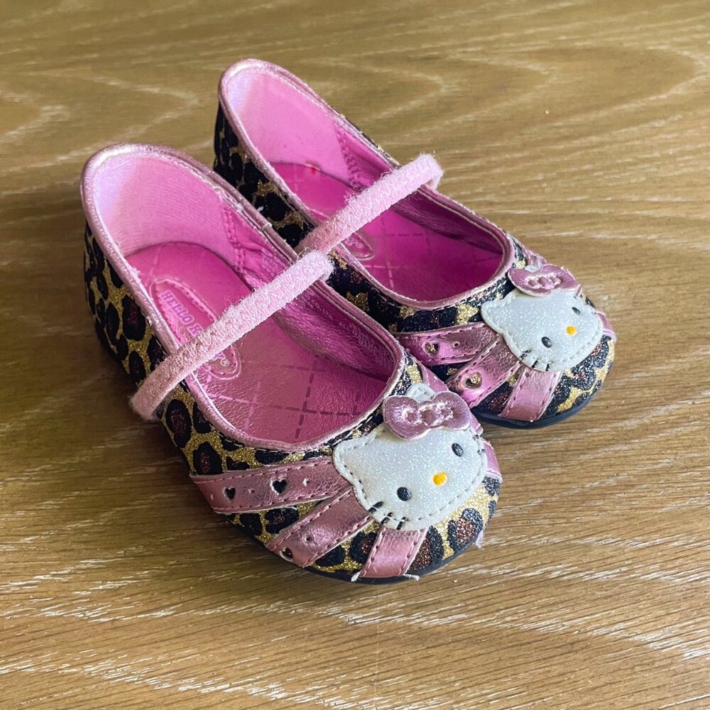 Vintage 2013 Hello Kitty Ballet Flats with Sparkles and Cheetah Print
